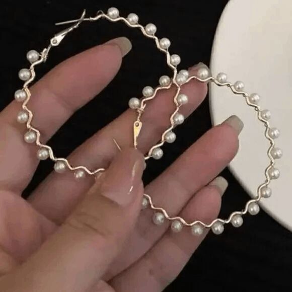 Elizabeth Besich Jewelry - Fashionable Pearl Hoop Earrings